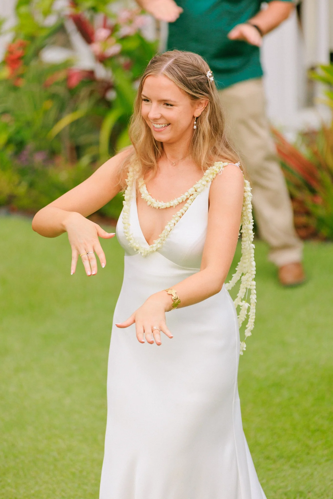 maleanagardenswedding--390.jpg