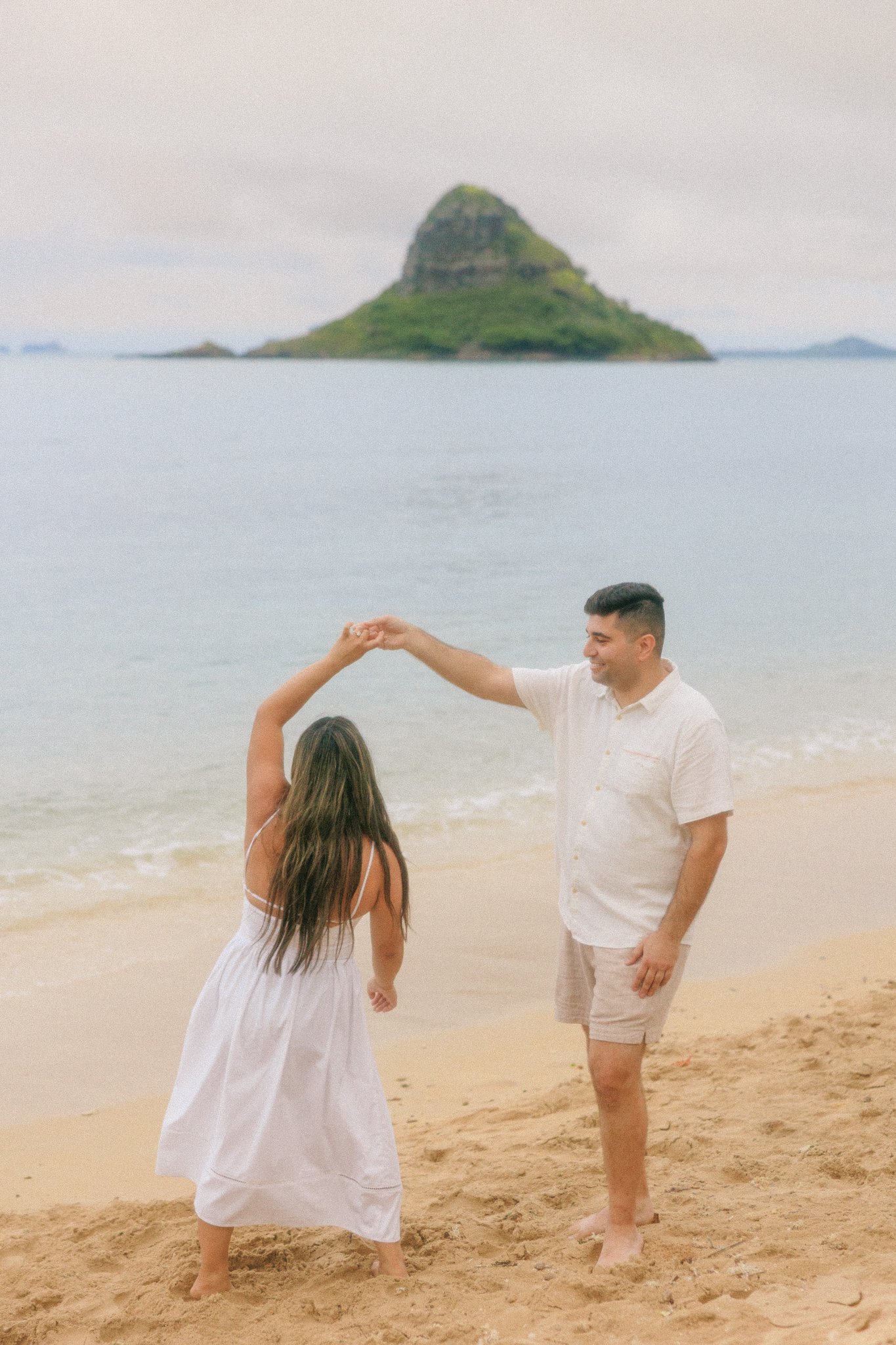 adam-alexis-kualoa-proposal-oahu-75.jpg