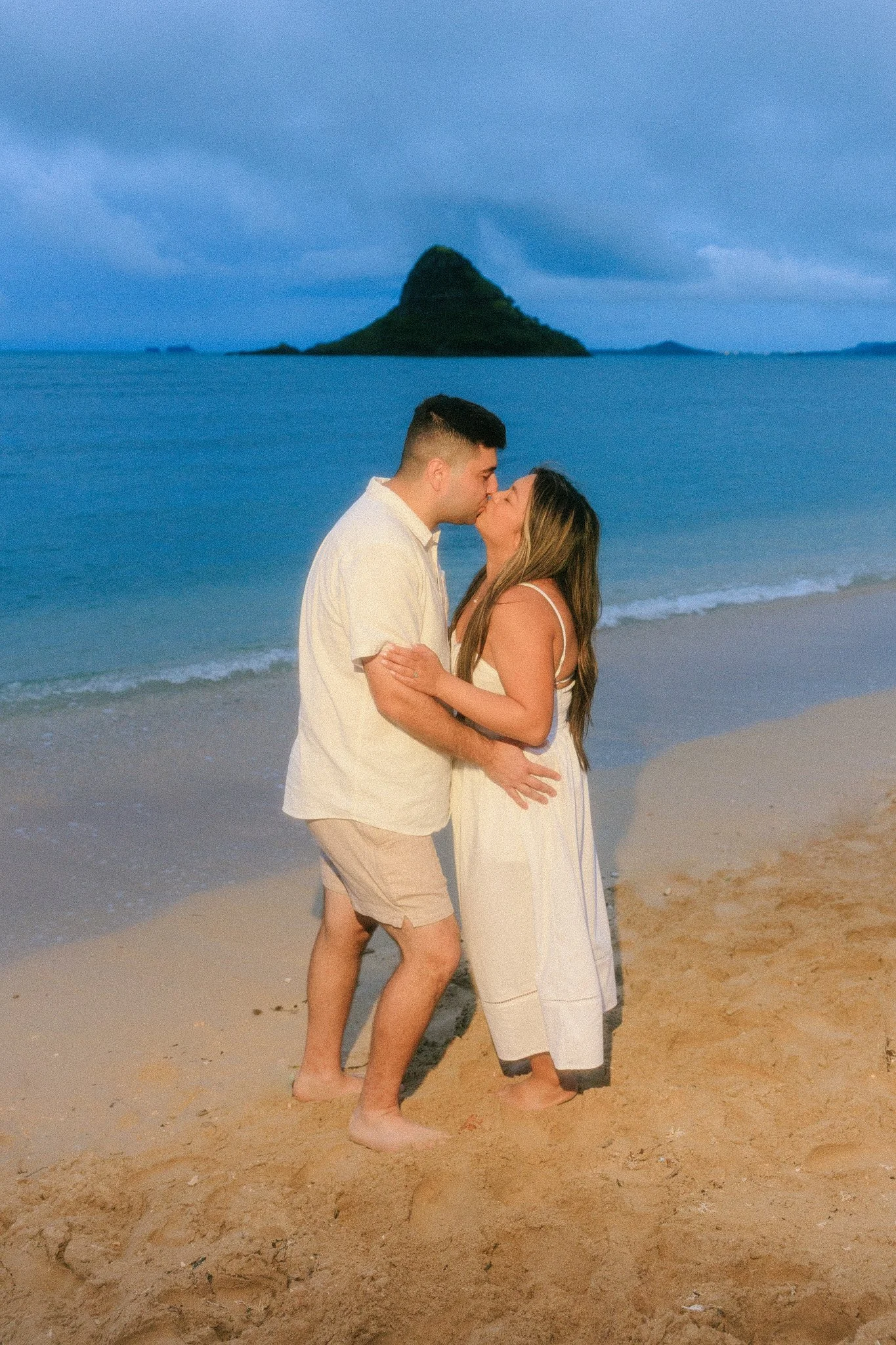 adam-alexis-kualoa-proposal-oahu-80.jpg