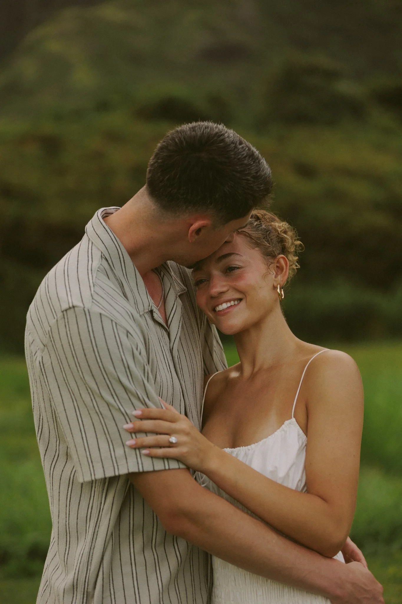 surprise-proposal-photographer-hawaii-kualoa-regional-park_8.jpg