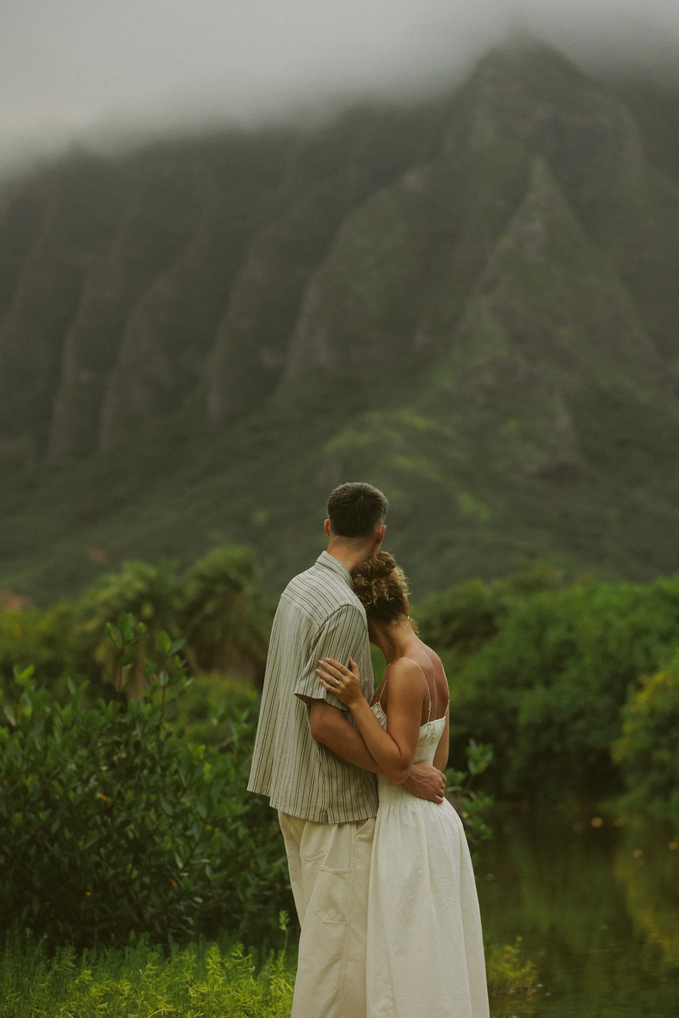 surprise-proposal-photographer-hawaii-kualoa-regional-park_10.jpg