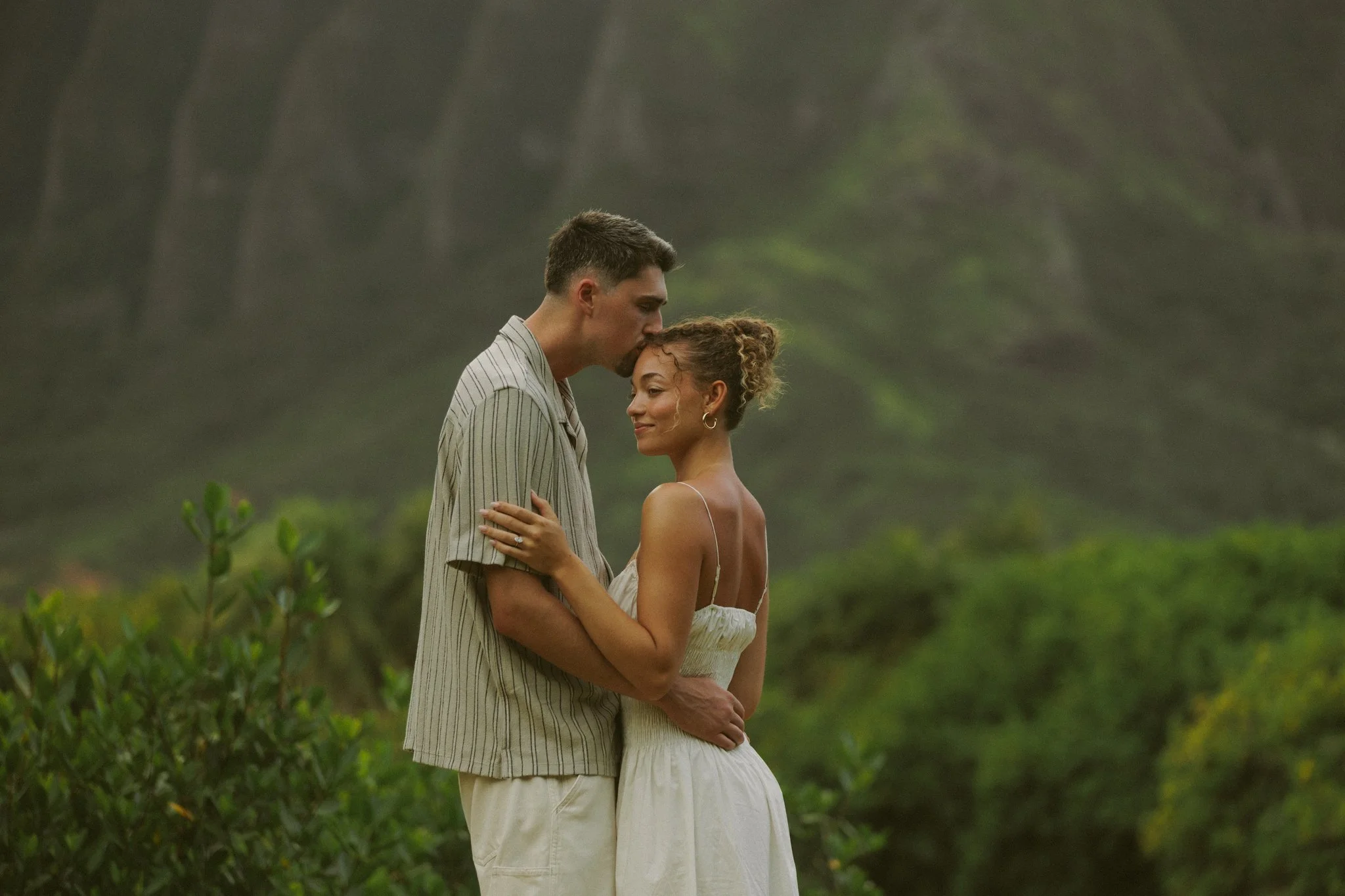 surprise-proposal-photographer-hawaii-kualoa-regional-park_13.jpg