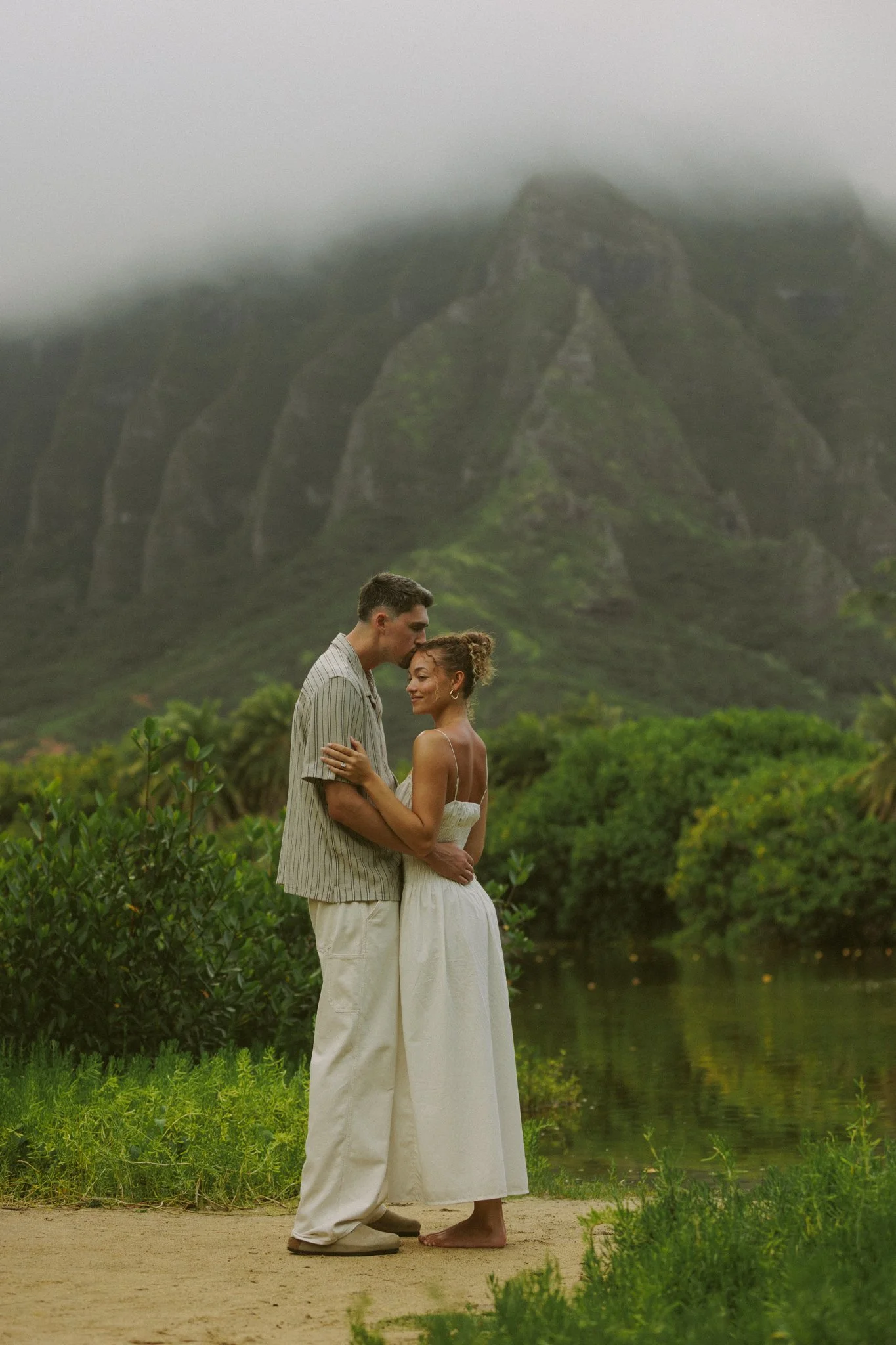 surprise-proposal-photographer-hawaii-kualoa-regional-park_14.jpg