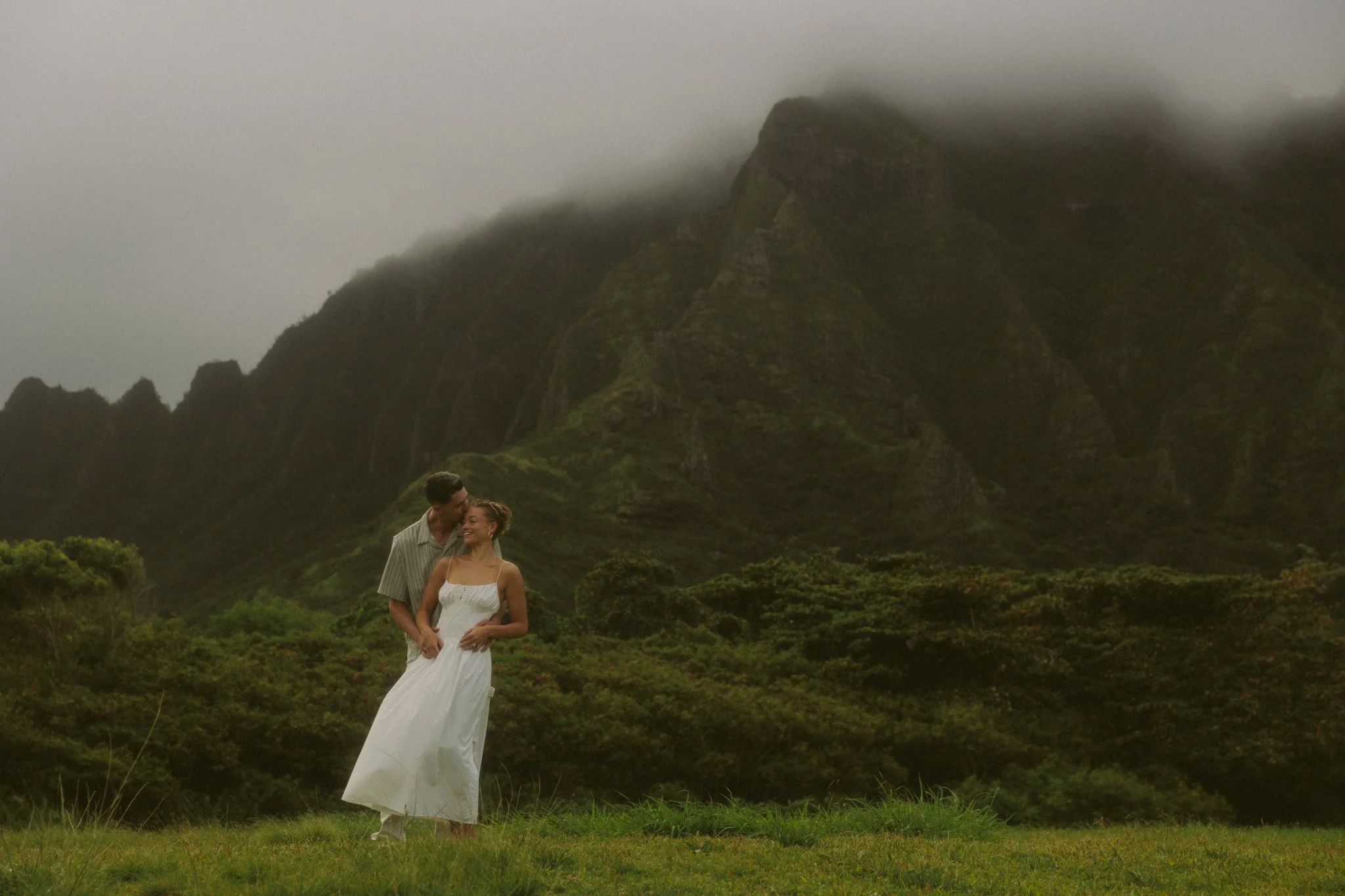 surprise-proposal-photographer-hawaii-kualoa-regional-park_37.jpg