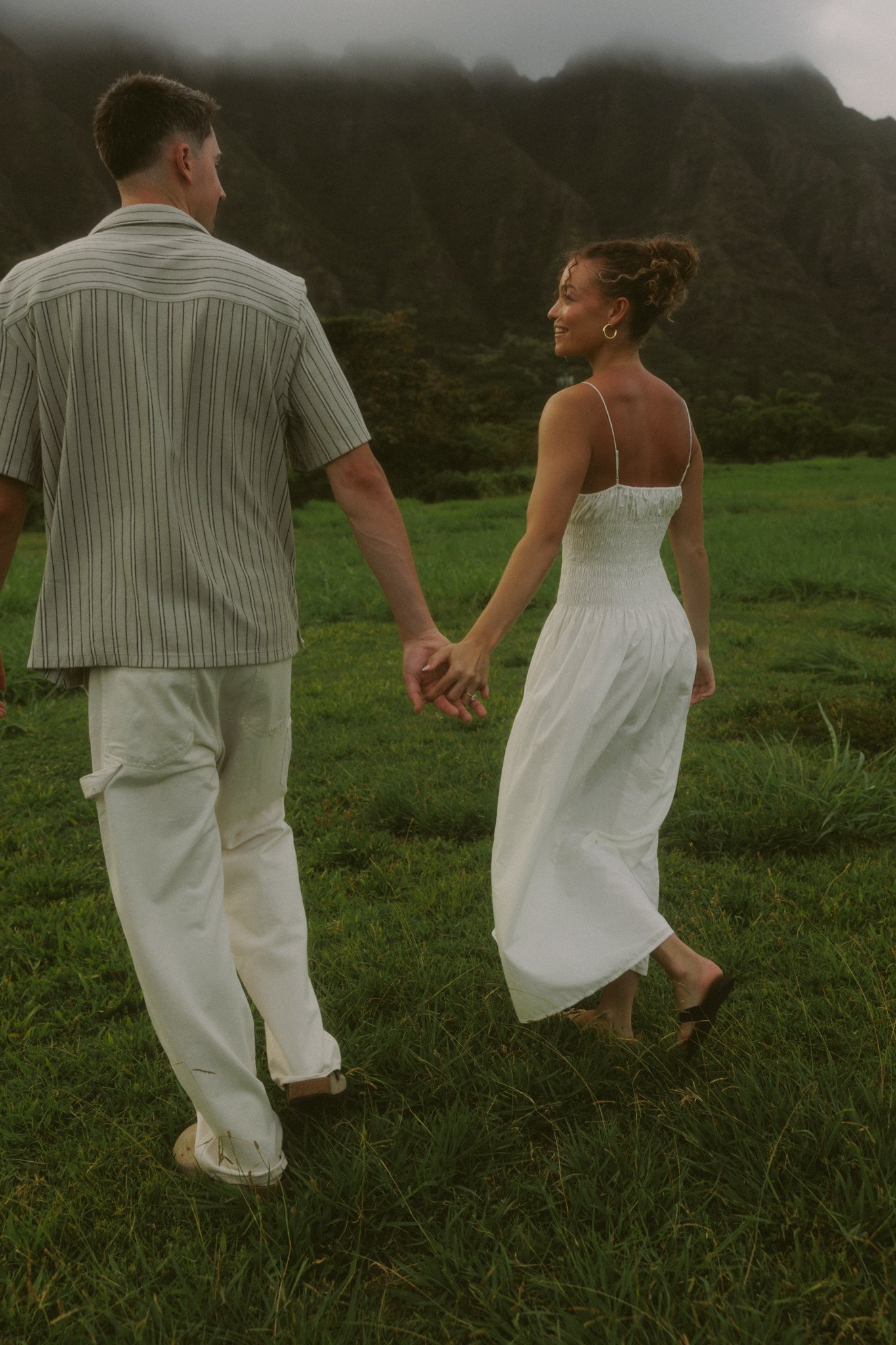 surprise-proposal-photographer-hawaii-kualoa-regional-park_38.jpg