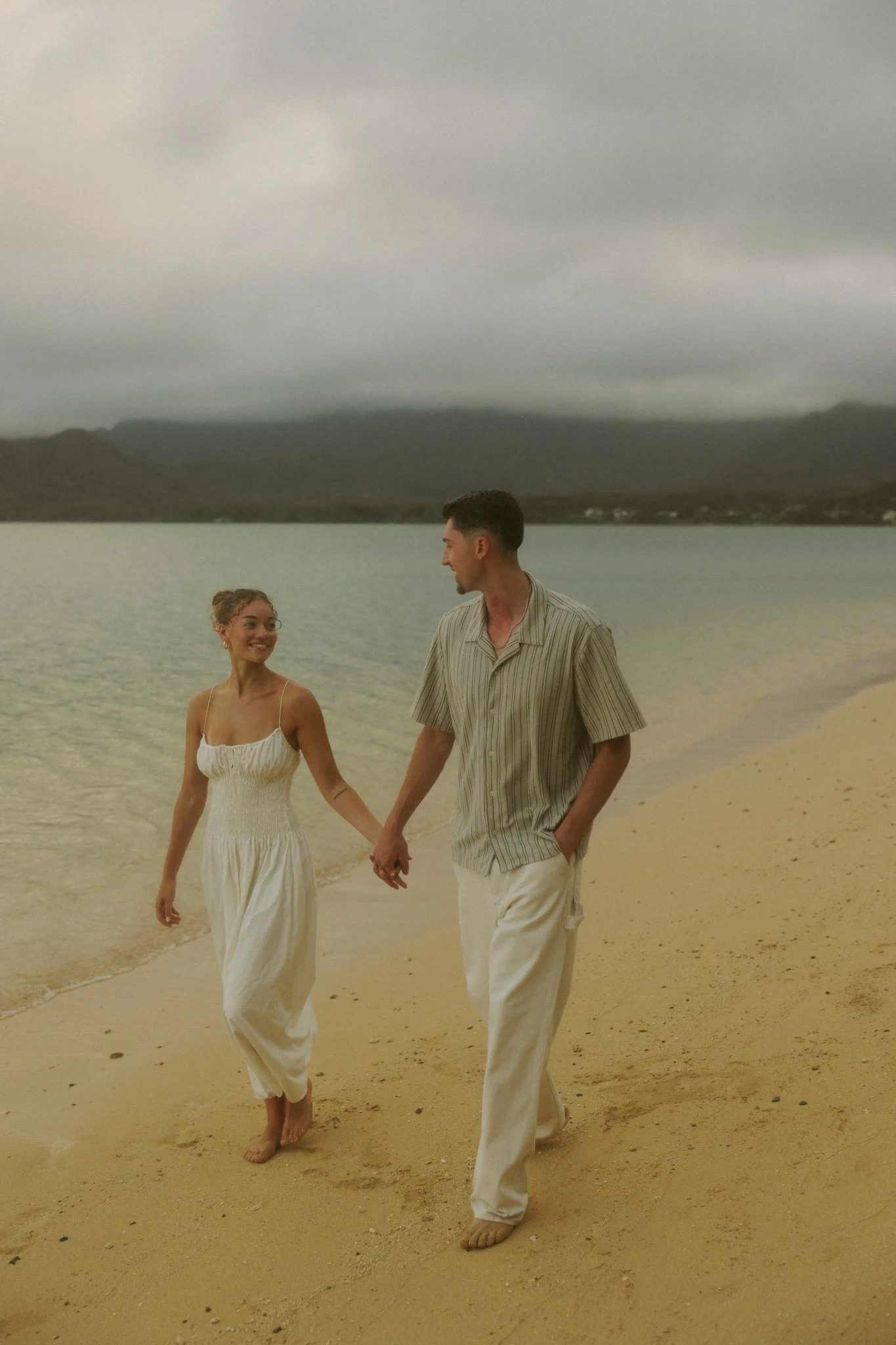 surprise-proposal-photographer-hawaii-kualoa-regional-park_45.jpg