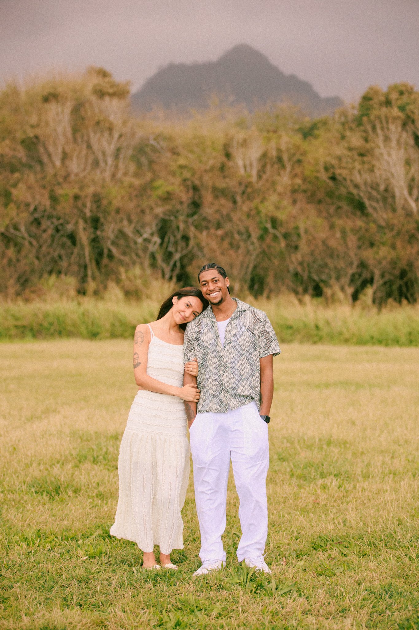 oahu-engagement-photographer-2.jpg