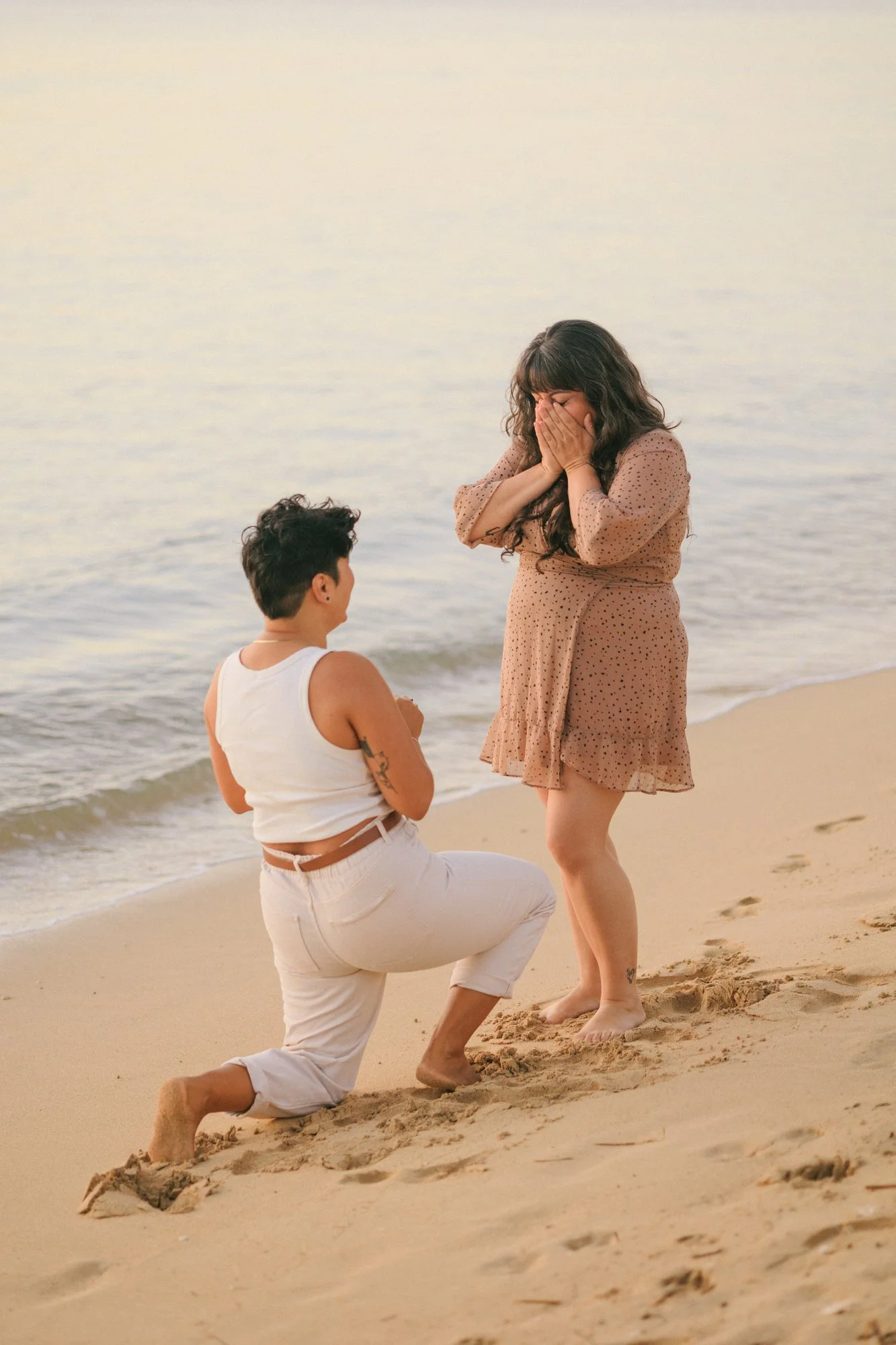 Jess-Rosie-Proposal-Photographer-Oahu-5.jpg