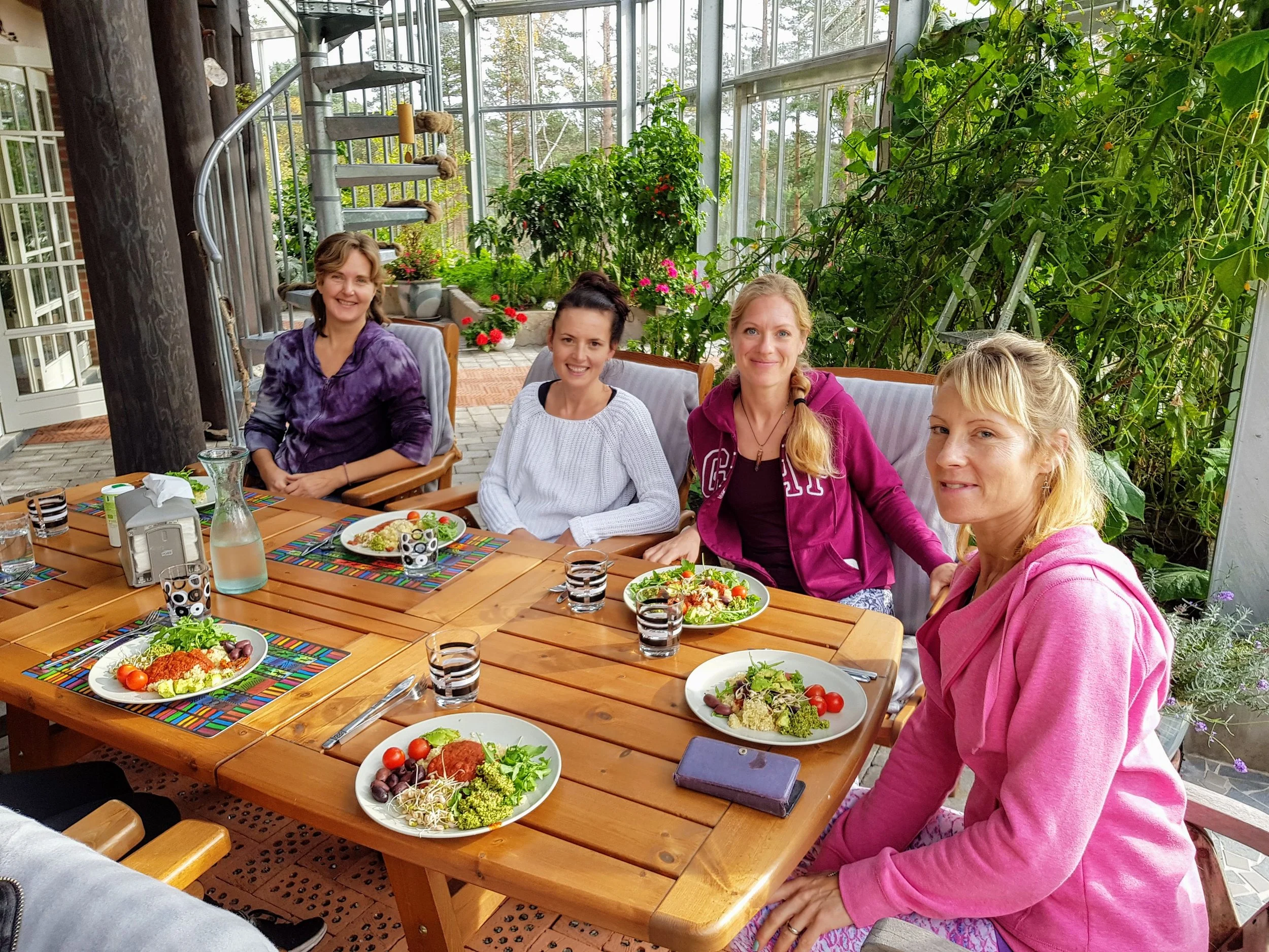 Lunch i den härliga vinterträdgården!