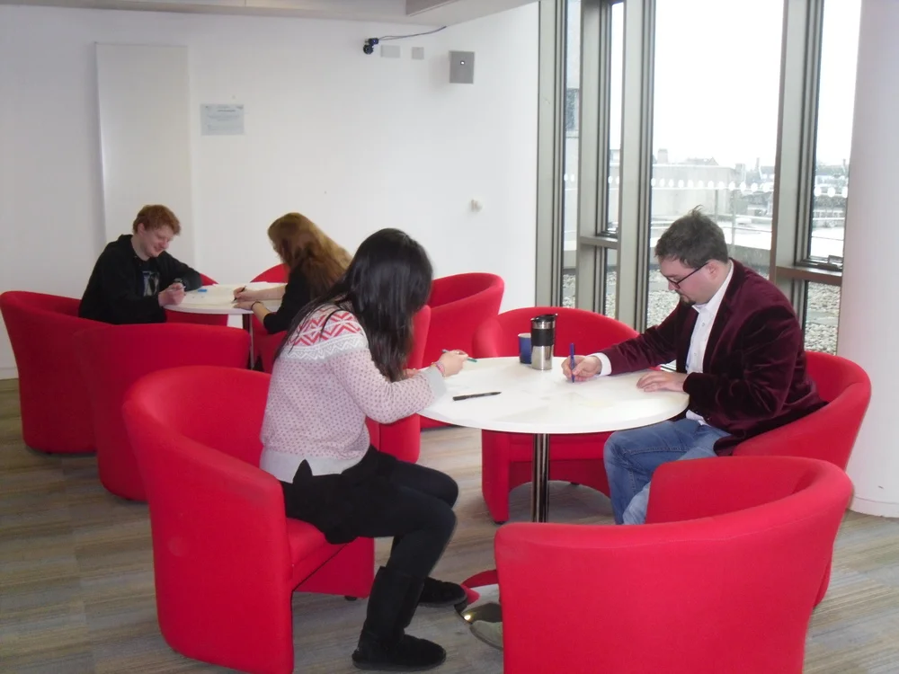 “ T he workshop was very helpful. I learned a lot of do’s and don'ts for poster presentations. Very interactive and interesting. ” University of Glasgow College of Science and Engineering. 
