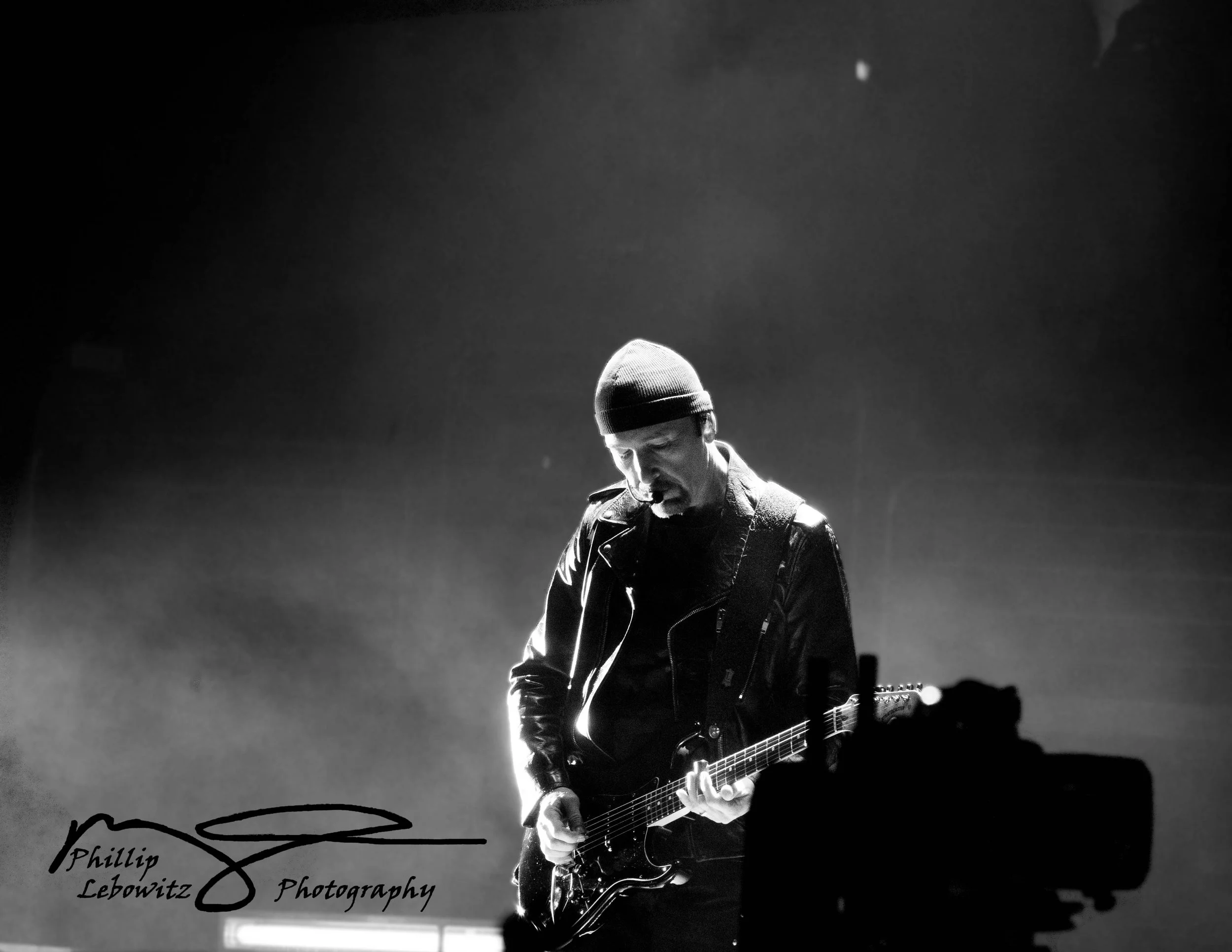 U2 Philadelphia -13-9 WM.jpg