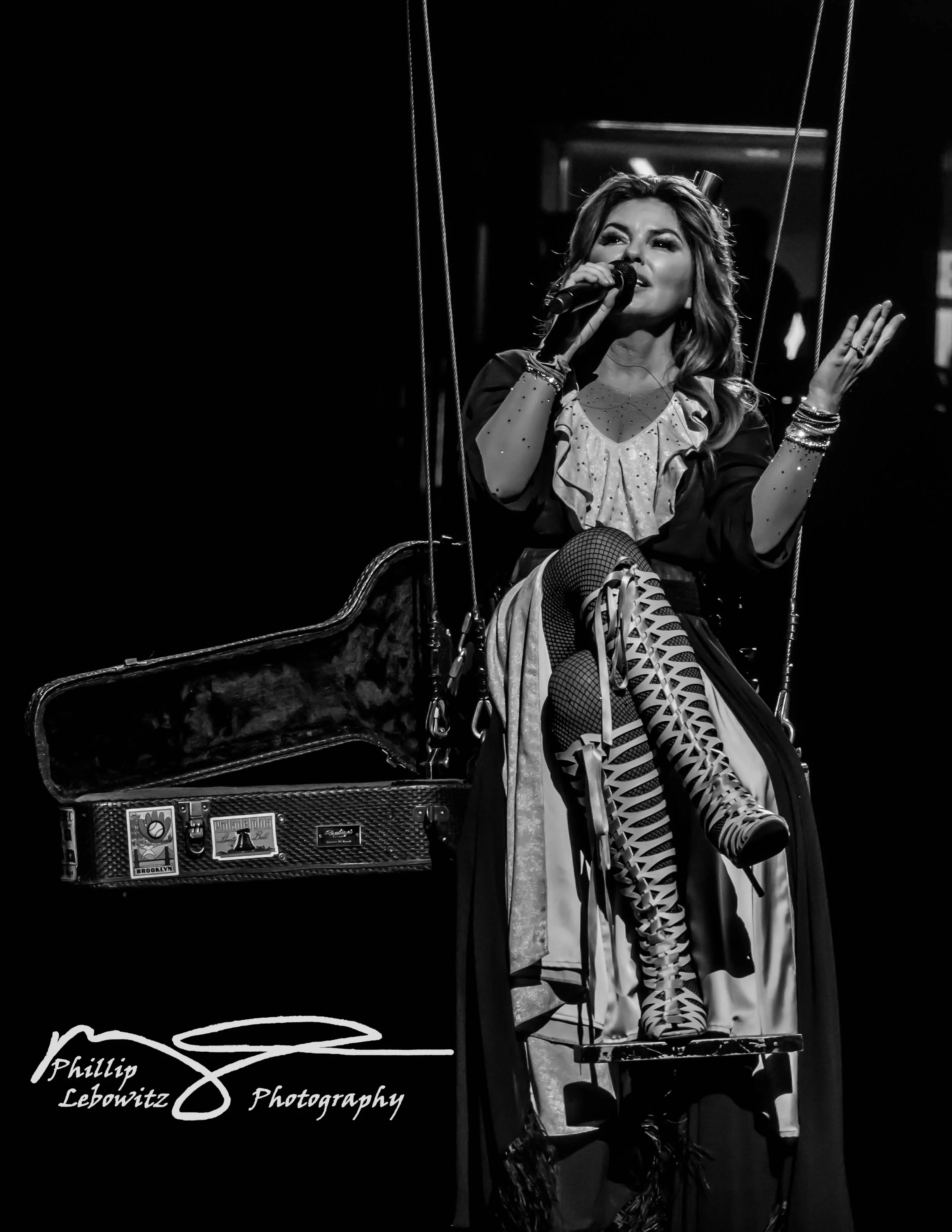 Shania Twain Exported-14-49 WM.jpg