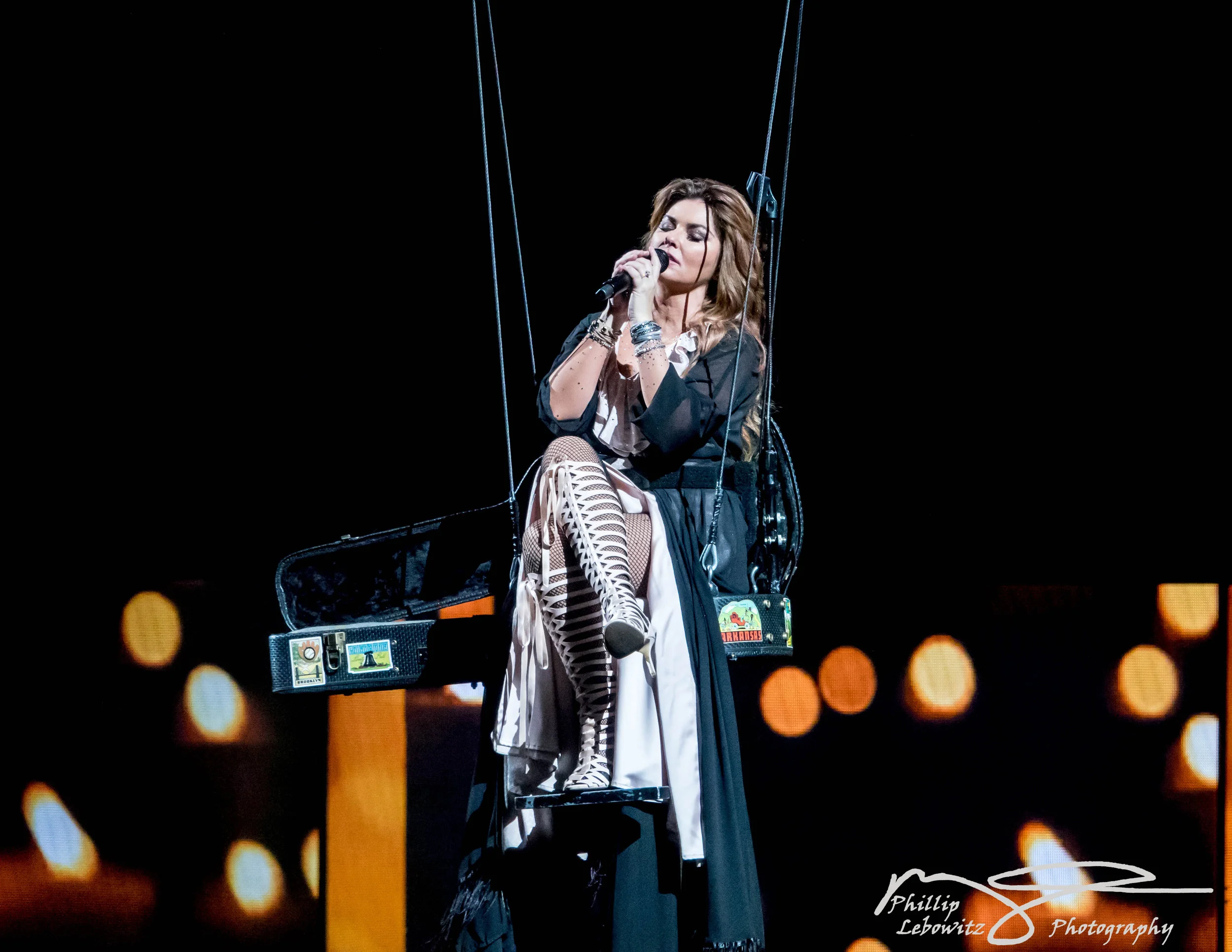 Shania Twain Exported-14-23 WM.jpg