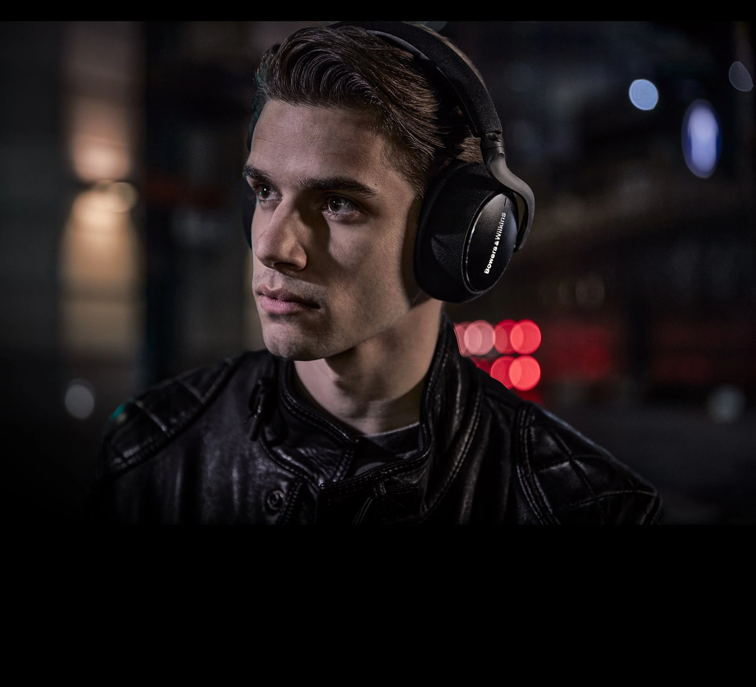 B&W headphones__U2I1017 COLIN ADJUST 1.jpeg