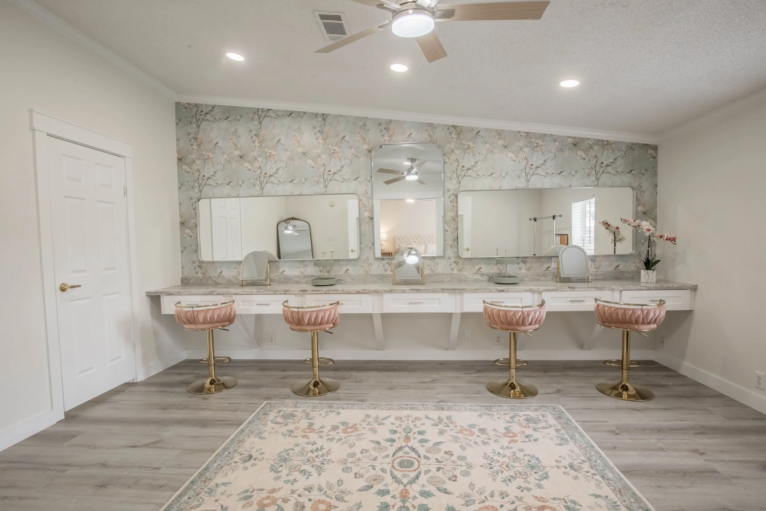 Wedding Venue Near Houston with overnight accommodations and affordable all inclusive wedding packages