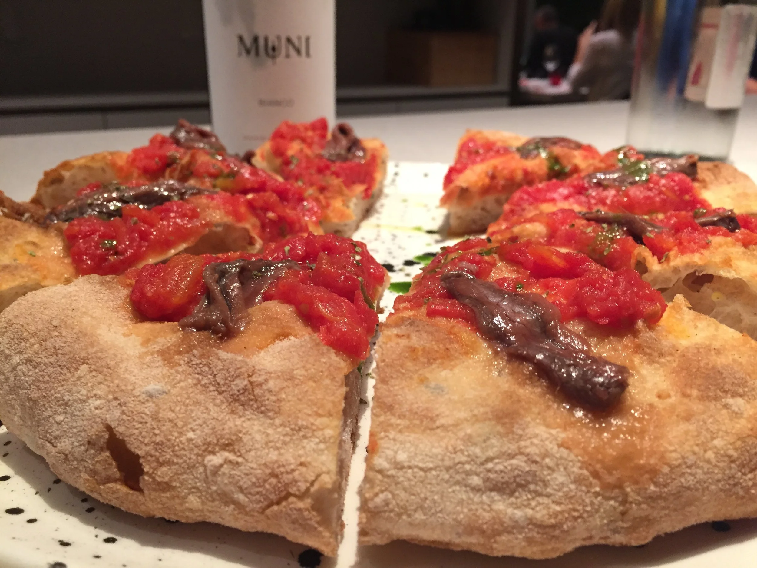 anchovy pizza i Tigli.jpg