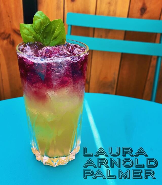 🚨Summer Cocktail Preview🚨 the Laura Arnold Palmer: earl grey infused shochu, lemon, basil, aged gin, bergamot liqueur, Lambrusco. #openfordelivery #openforcarryou #twinpeaks