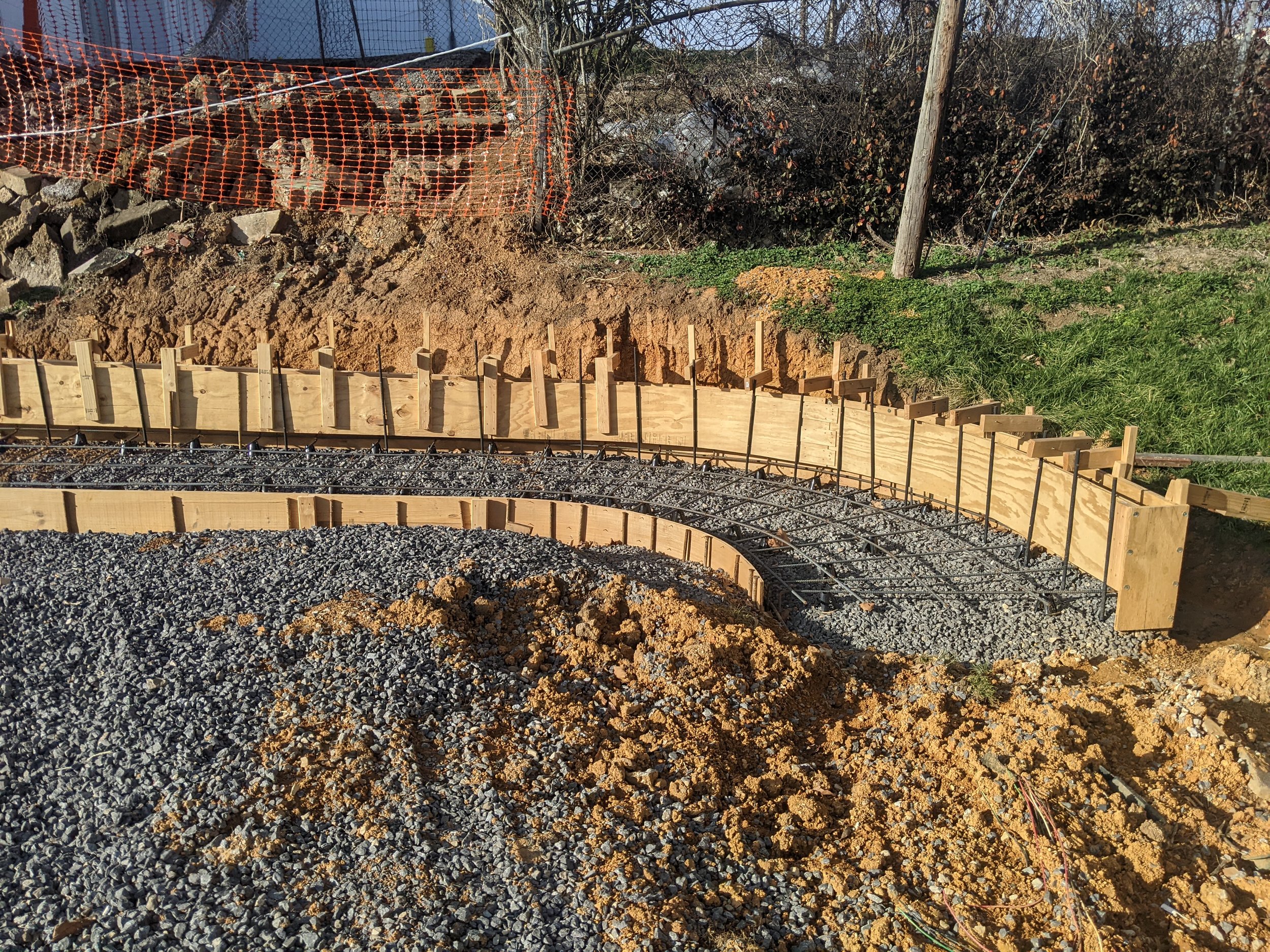 Retaining Wall Forms &amp; Reinforcement Complete