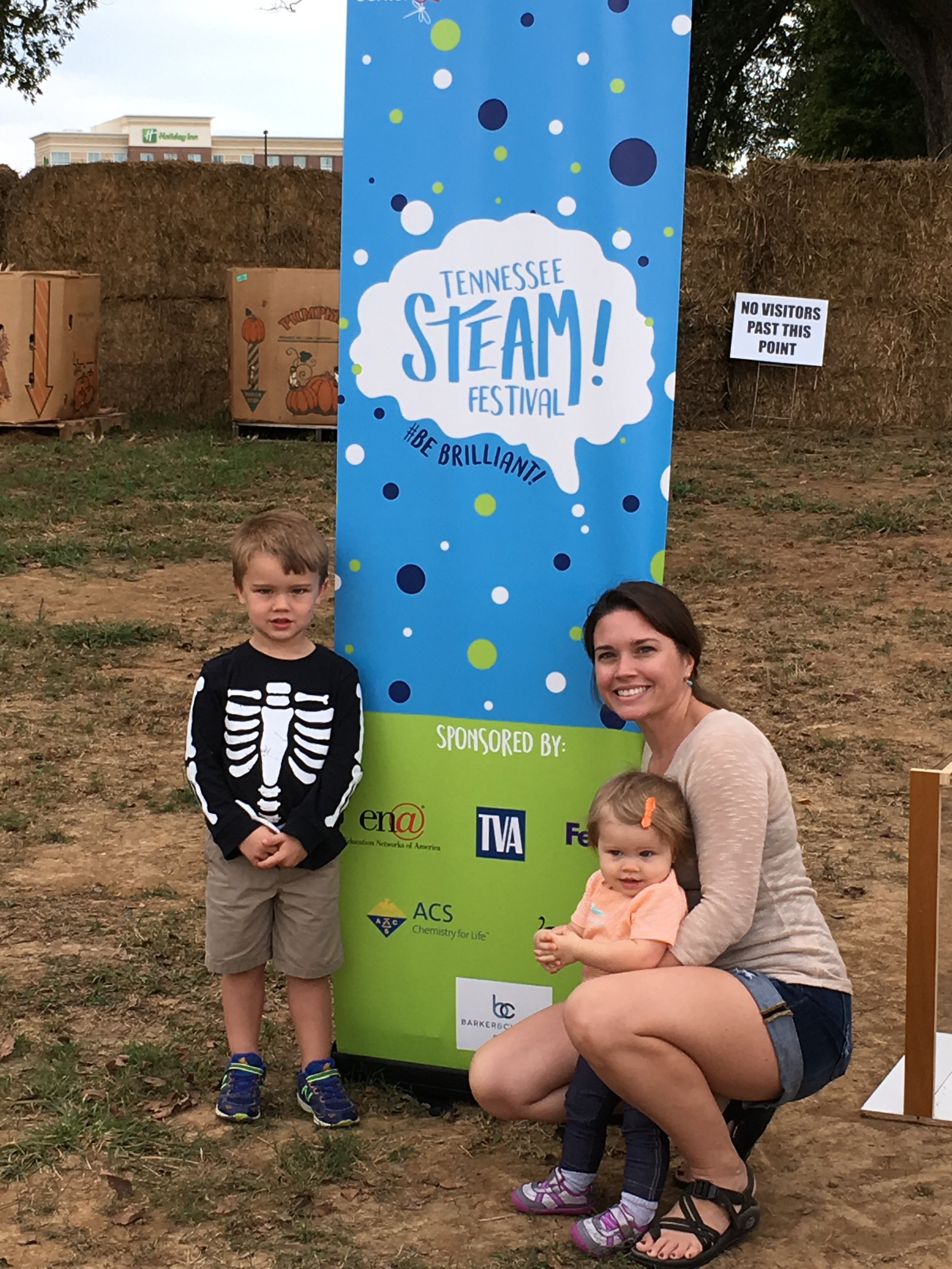 Discovery Center - Pumpkin Chunkin'