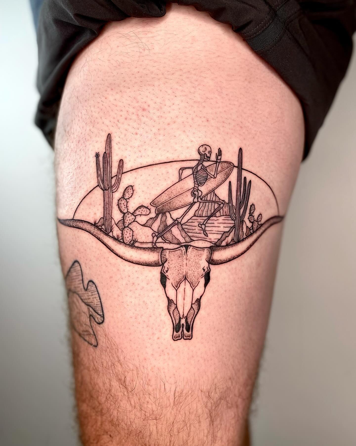 some 🤠armour, a few new stickers and a healed thigh for matt. grateful for clients with endlessly cool ideas 

made at @gratefultattoosquamish