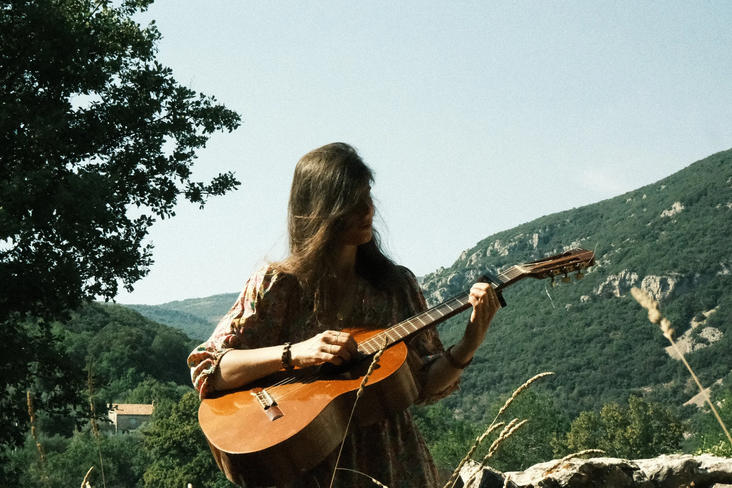 MUZIEK OP ZATERDAG - VALERIE AND THE RAIN