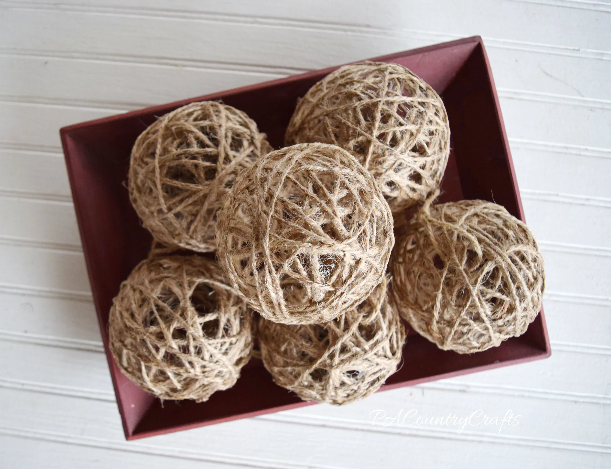 DIY Rustic Twine Balls