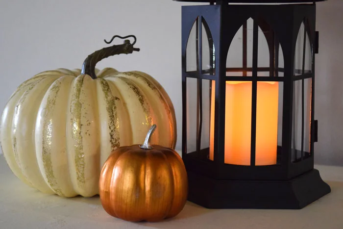 A Little Fall Decorating