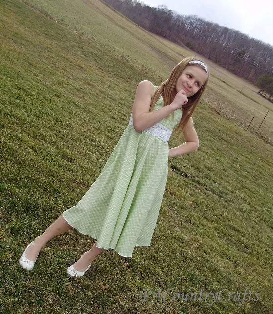 Twirly Lace Dress Tutorial