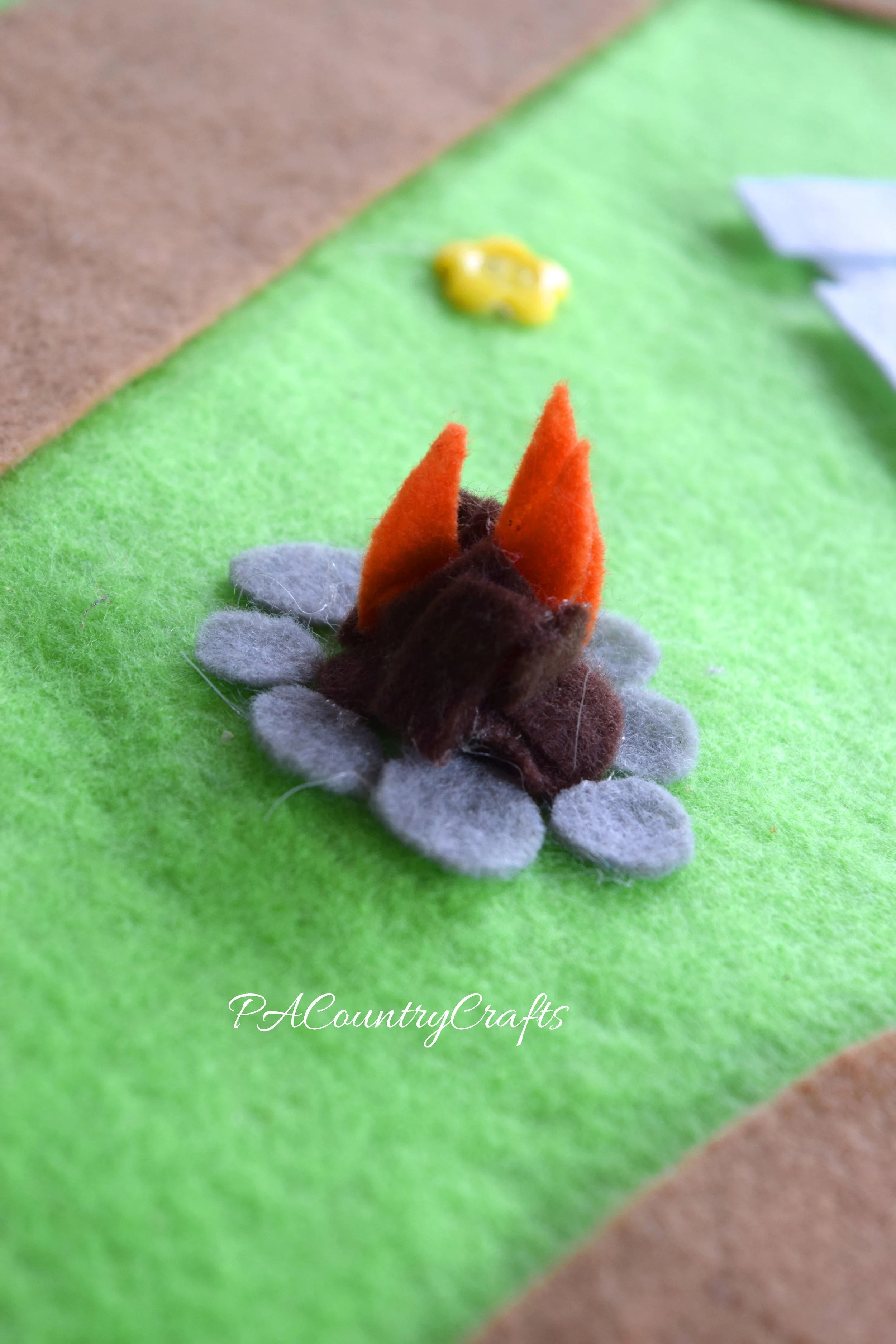Felt campfire for a no-sew play mat