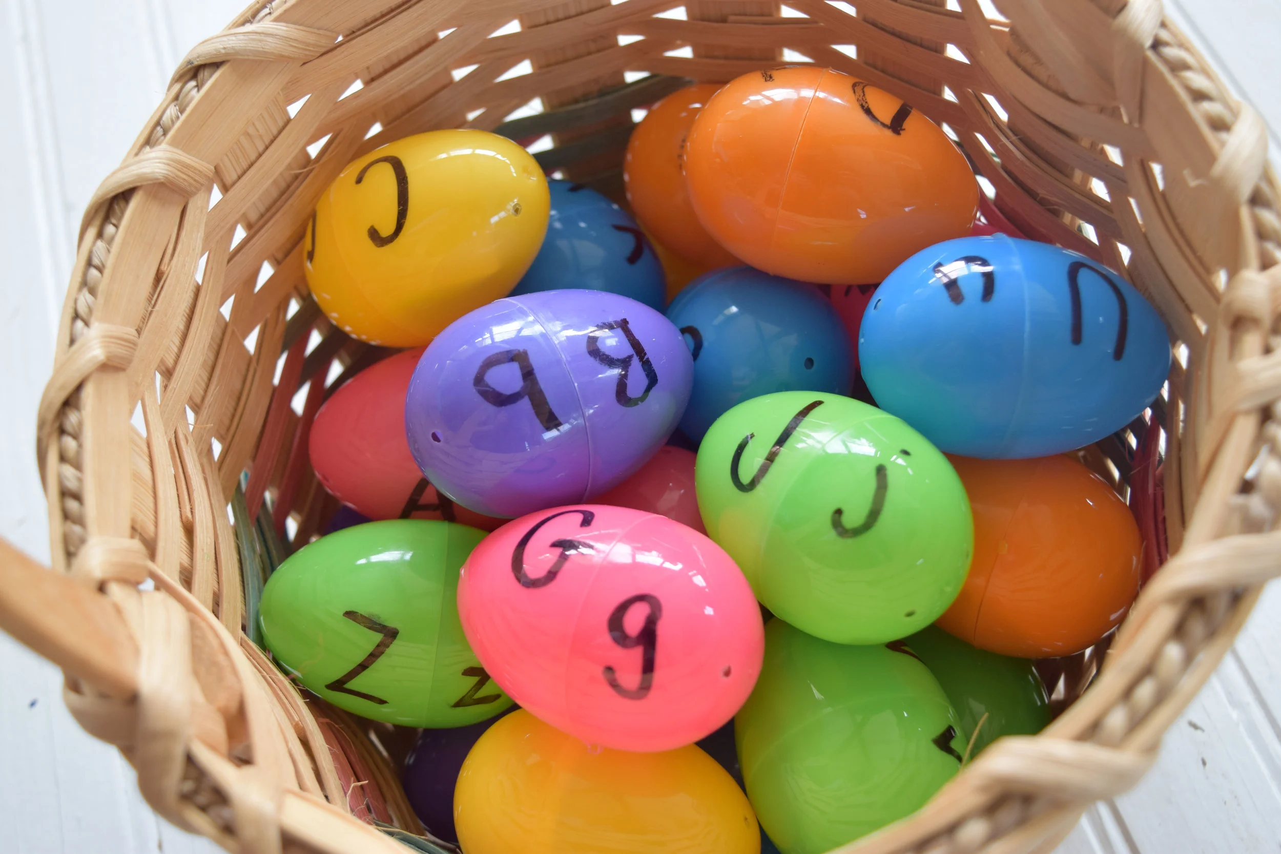 Plastic egg letter matching activity with free printable!