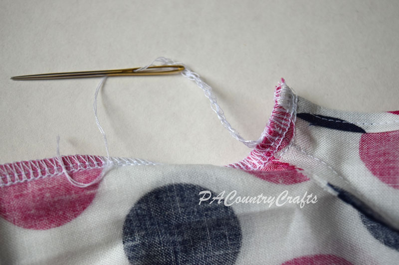 tucking-in-thread-ends-800.jpg
