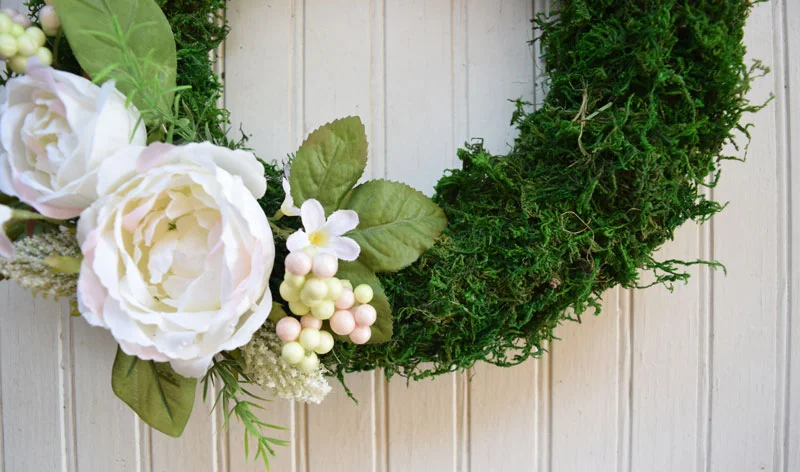 moss-spring-wreath-with-flowers.jpg