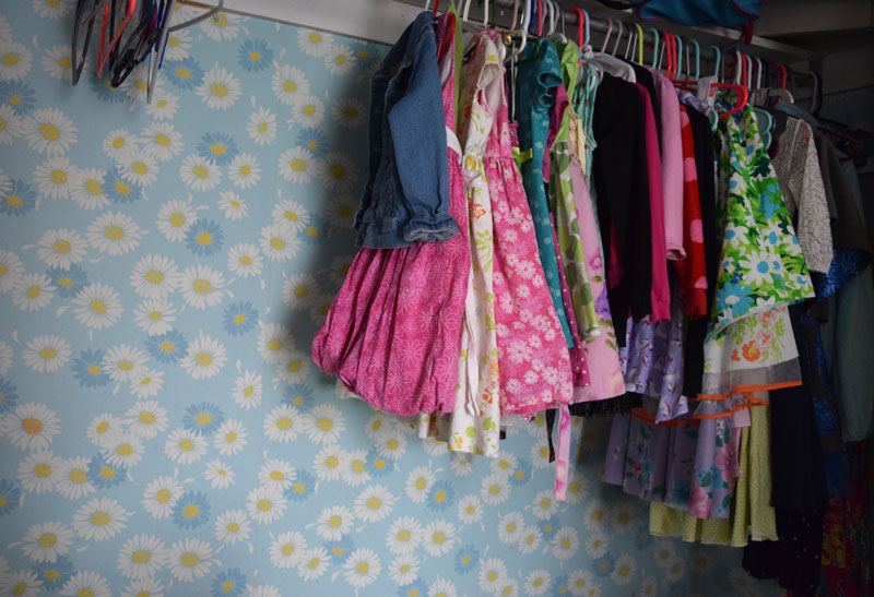 Decluttering Tips- Clothes and Kids Bedrooms