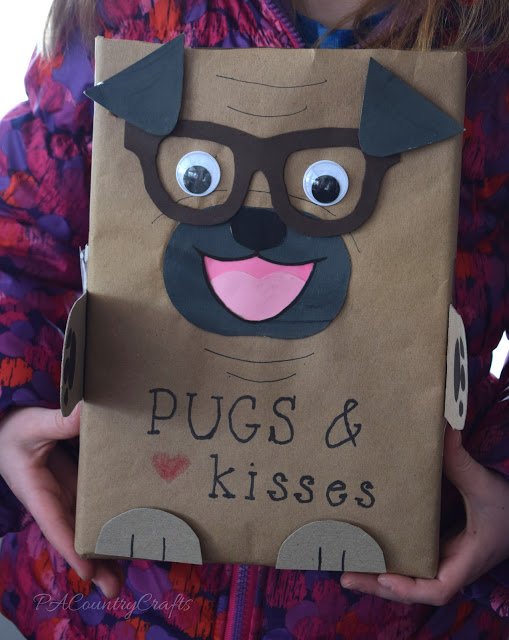 Pugs &amp; Kisses Valentine Box