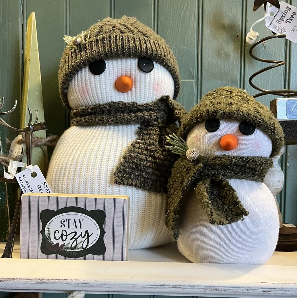 sweater snowman 3.jpg