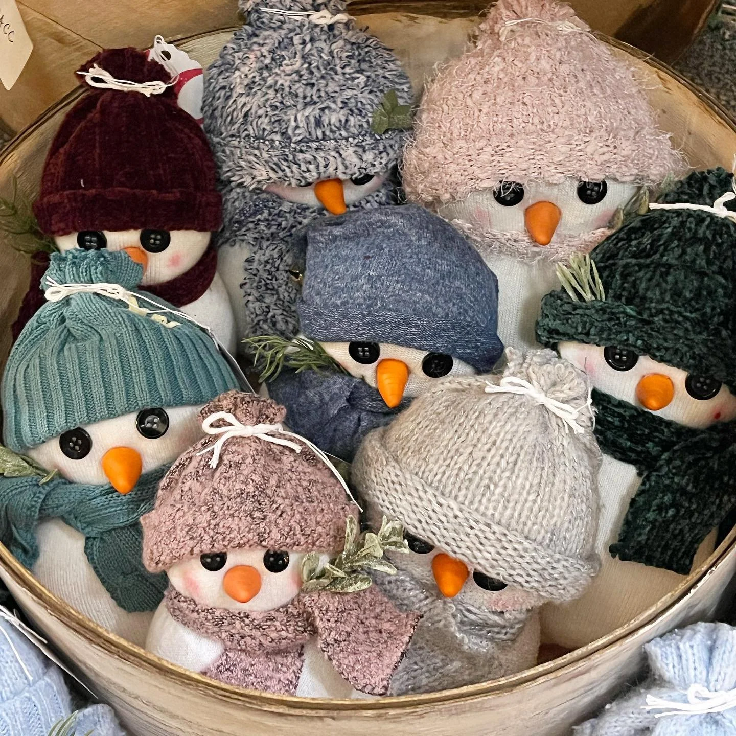 sweater snowman 18.jpg
