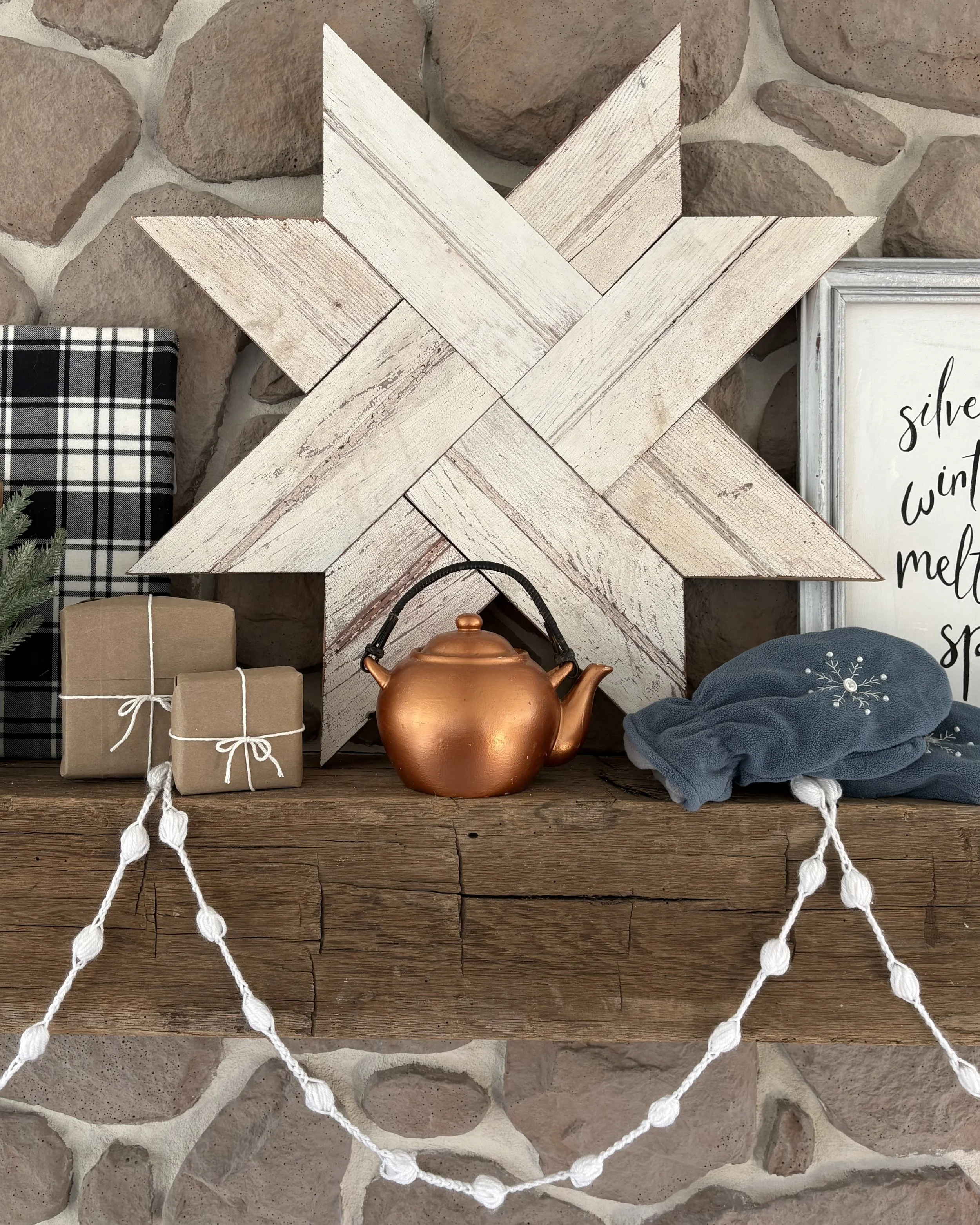 barn wood star mantle decor