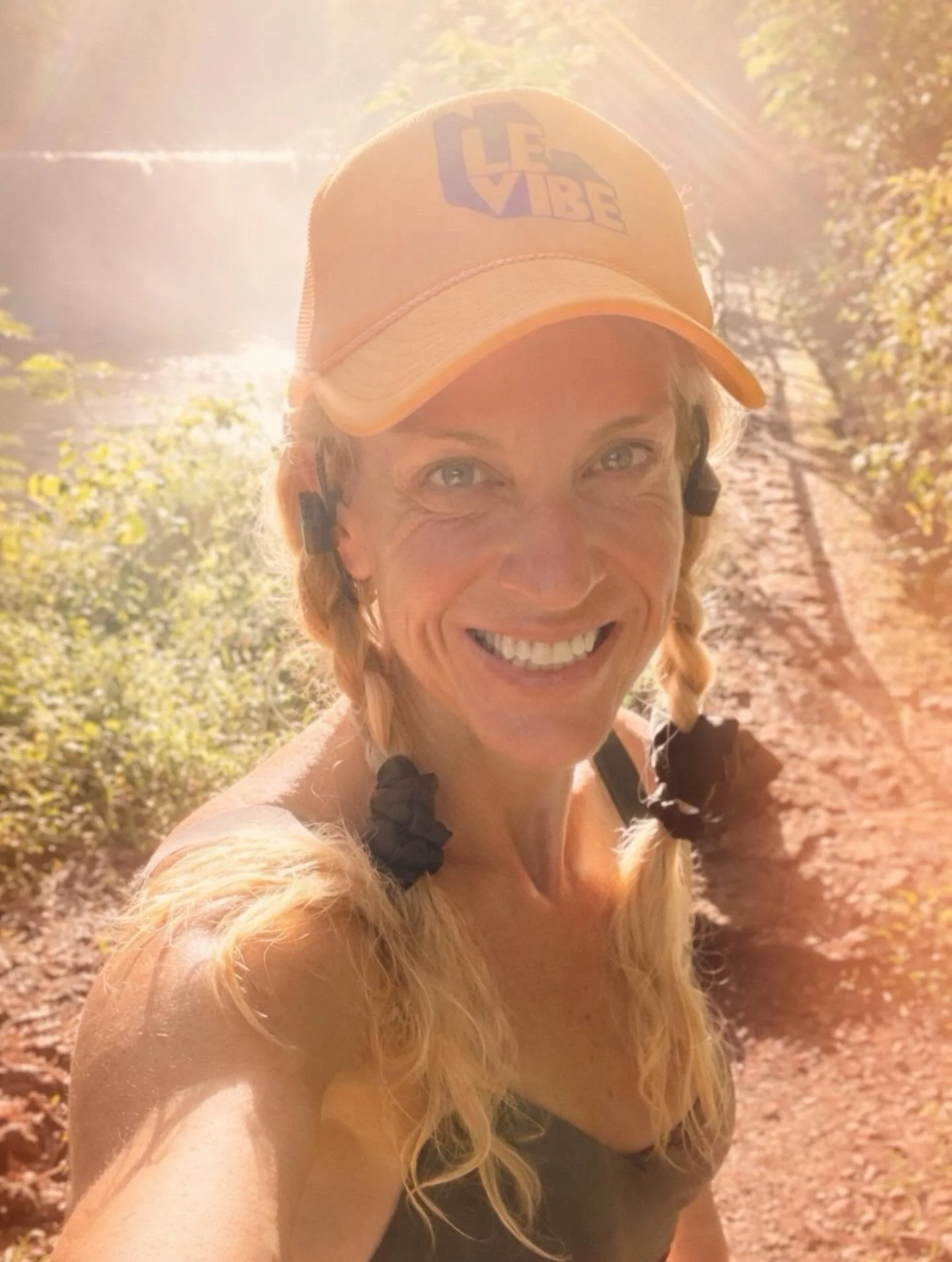 Happy Friday 💛

A little sunshine, a little movement,
and a tiny adventure tucked into the day.

Sometimes it&rsquo;s not about doing more&mdash;
it&rsquo;s about stepping outside
and letting the moment meet you.

Here&rsquo;s to finding your own sm