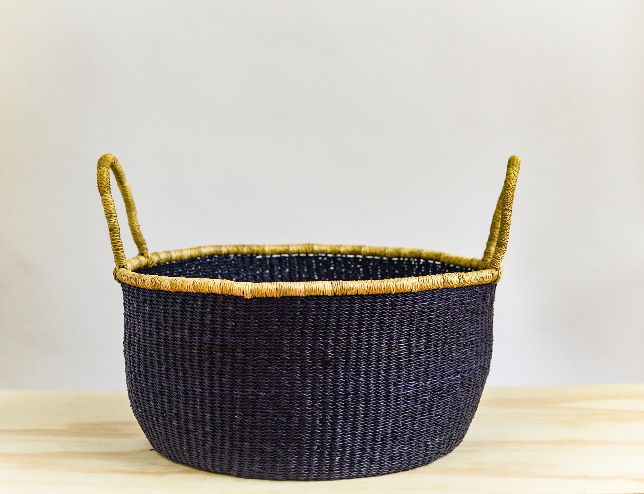NOMADIC%252BCITIZEN_handwoven-oversized-drum-bolga-basket_black_b01.jpg