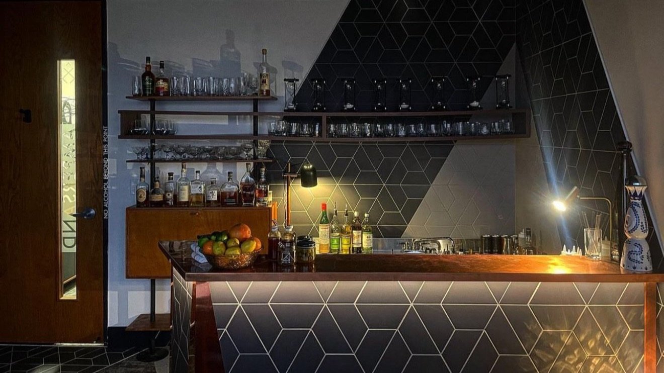 AMPERSAND SPEAKEASY — KIN