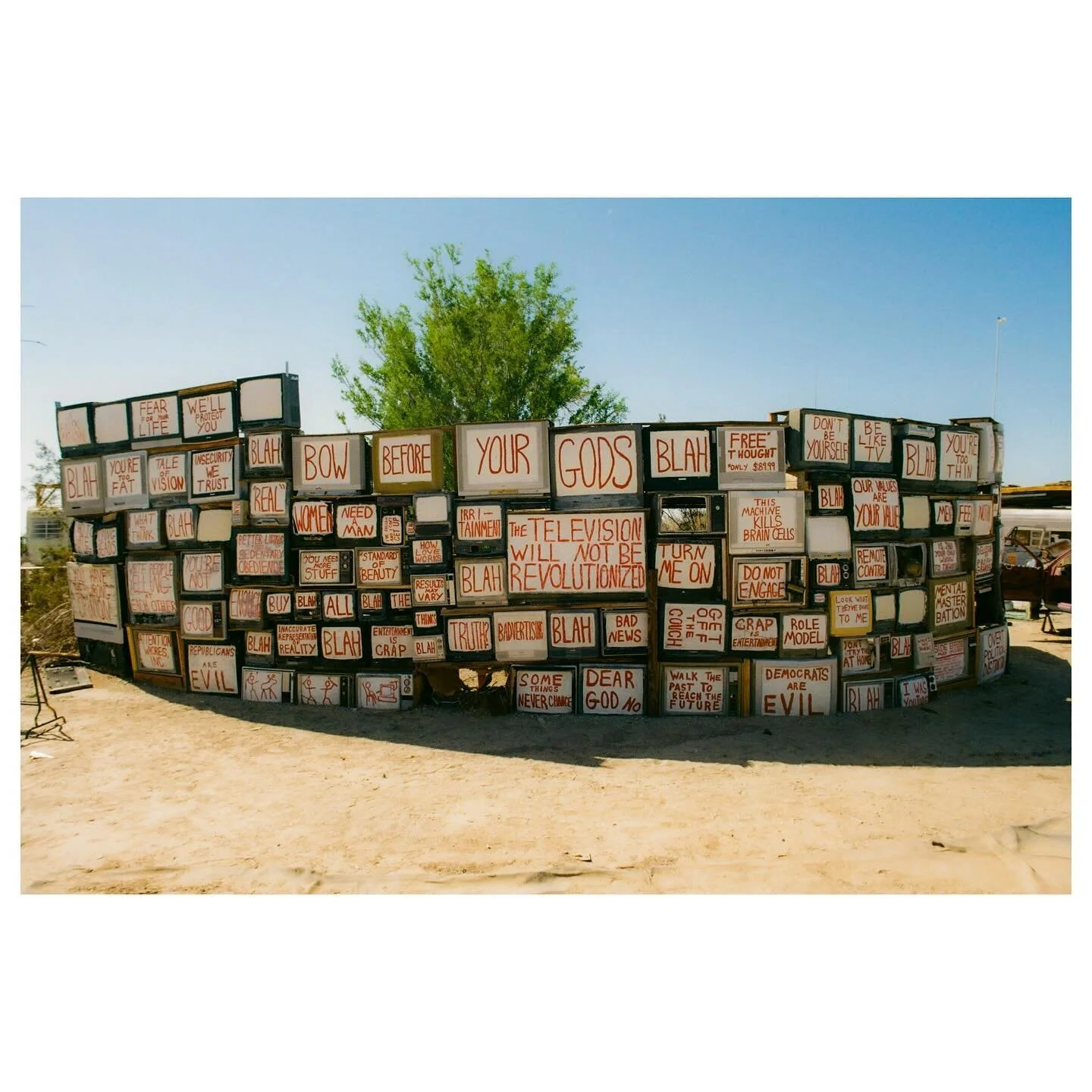 East Jesus is the living art installation of Slab City. Hosting multitudes of different art mediums, it all comes together to create an engaging, interactive space nestled in the California desert.

Upon entering the space there are several convincin