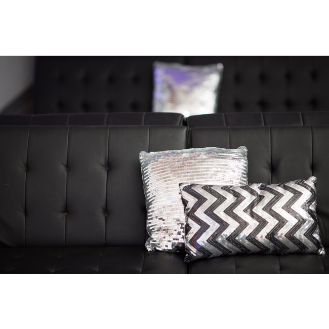 black lounge sofa3.png