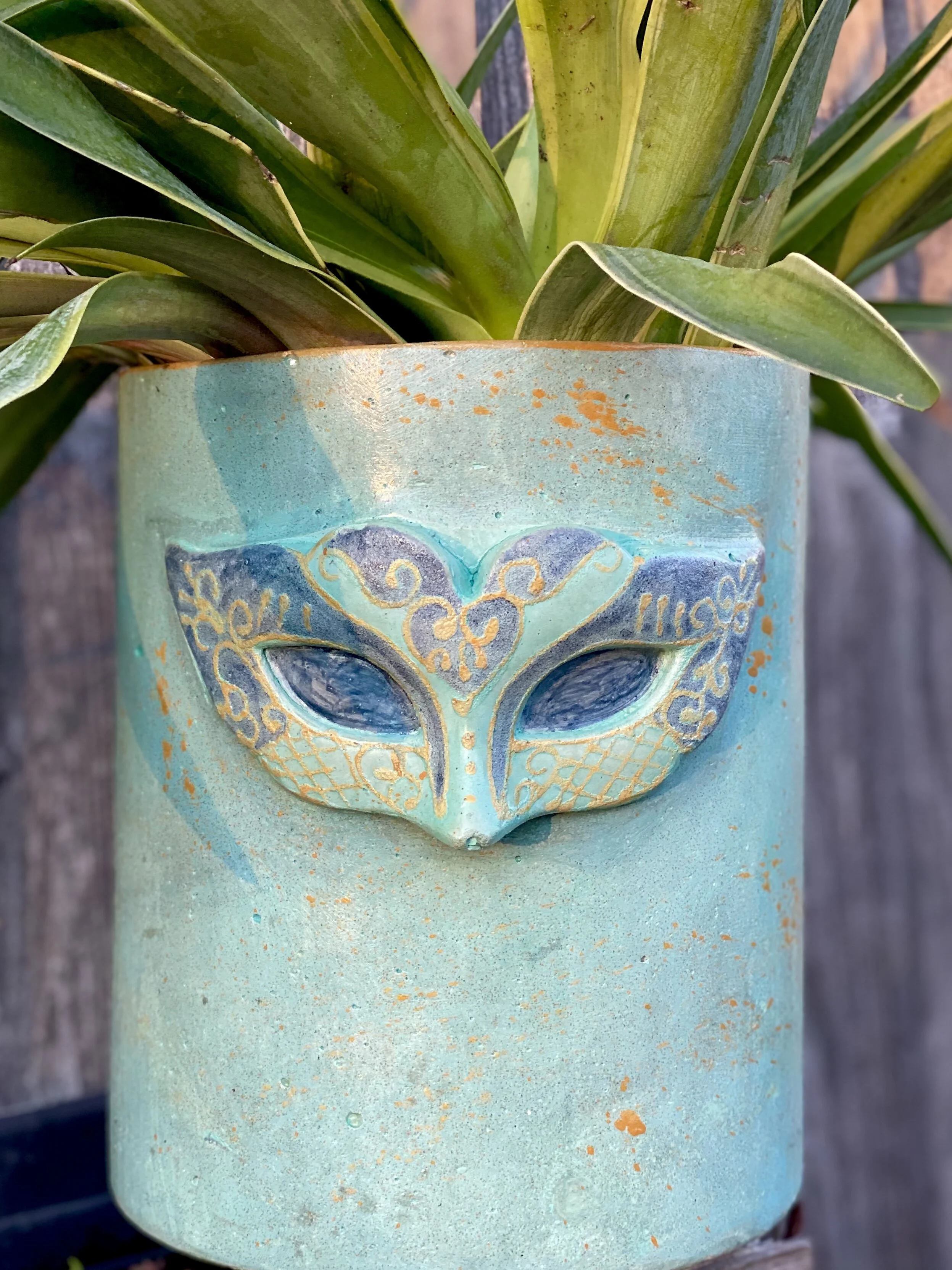 C4BBA6CE-FA54-4351-99E6-6D1E381C25BE