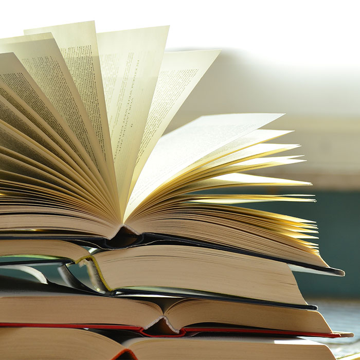 books-thumb-pexels.jpg