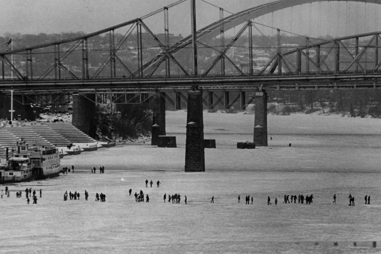 Frozen Rivers &amp; Fresh Bridges: Leading Towards Intergenerational Ministry