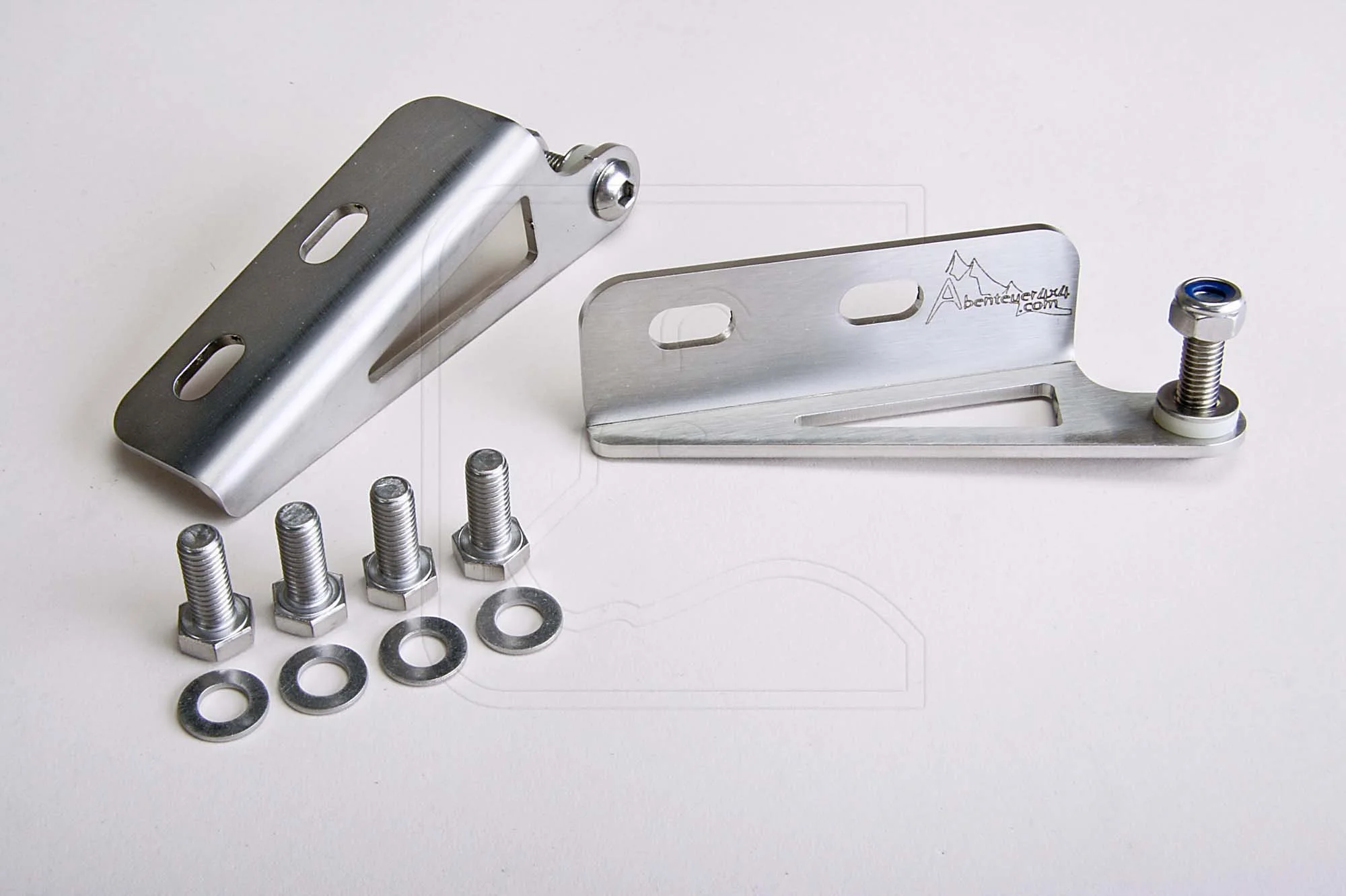 Nakatanenga Defender Second Row Door Stay Bracket Stainless Steel