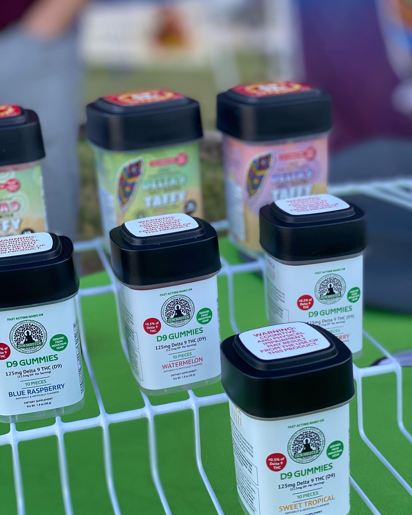 @cbd_houstonheights was at the Market day and carried a variety of tasty treats not only to help your furry pet but also for you too! Check them out!