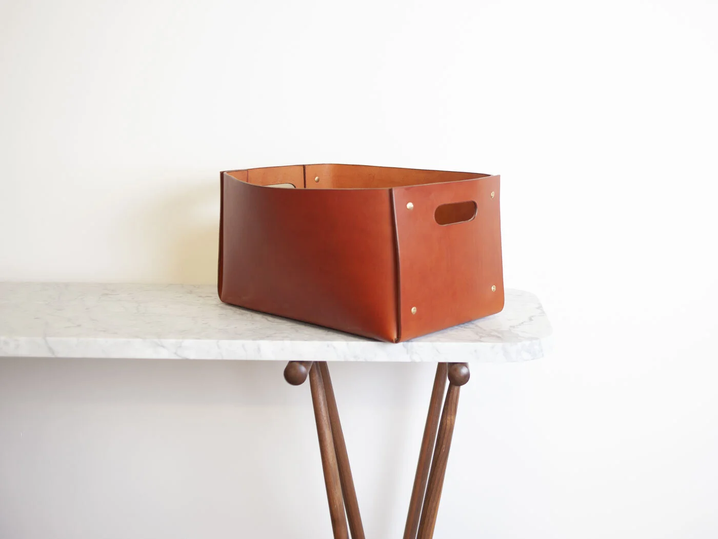 Olivr_Studio_Leather_Bin5.jpg
