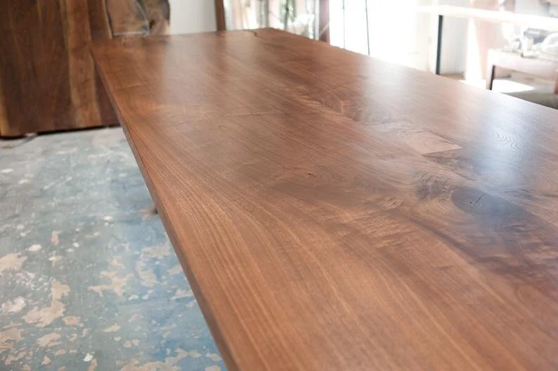 Olivr_Studio_Dining_Table5.jpg