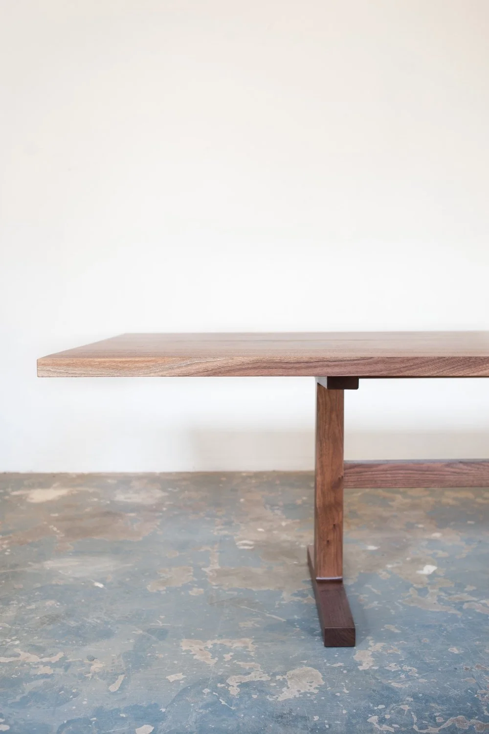 Olivr_Studio_Dining_Table1.jpg